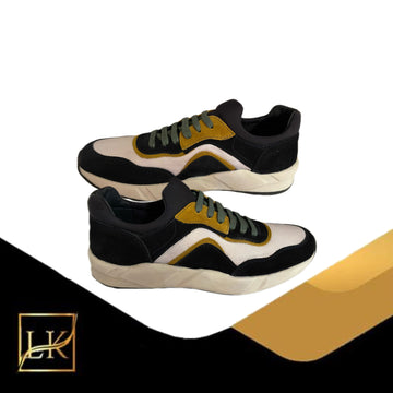 M: Jacob's Sneaker AV-43