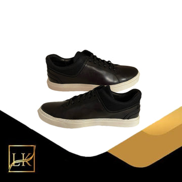 M: Peter's Sneaker